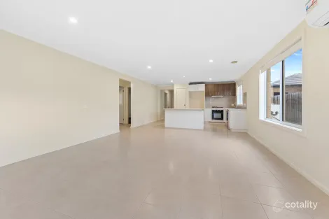 Property photo of 2 Bindley Crescent Weir Views VIC 3338