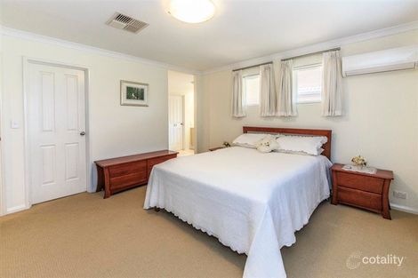 Property photo of 15 Sutton Way Darch WA 6065