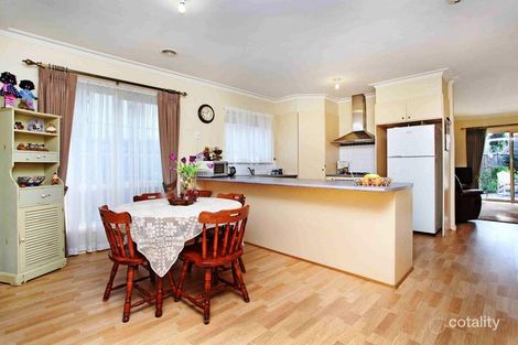 Property photo of 4 Clover Court Gowanbrae VIC 3043