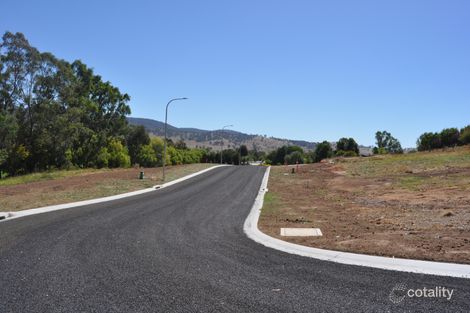 4 Fairway Dr, Tumut, NSW 2720