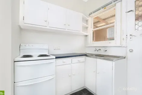Property photo of 1/35 Thames Street West Wollongong NSW 2500