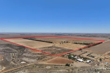 997 Mologa-Durham Ox Rd, Yarrawalla, VIC 3575