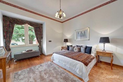 Property photo of 58 St Elmo Road Ivanhoe VIC 3079