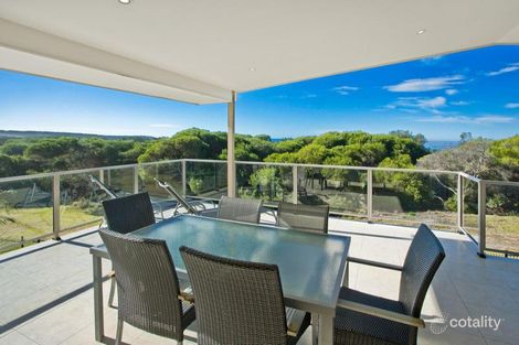 Property photo of 4D Surf Circle Tura Beach NSW 2548