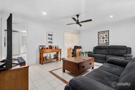Property photo of 42 Tamworth Crescent Hoxton Park NSW 2171