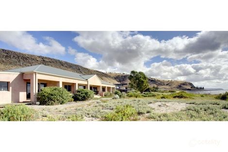 13 Lady Bay Rd, Normanville, SA 5204