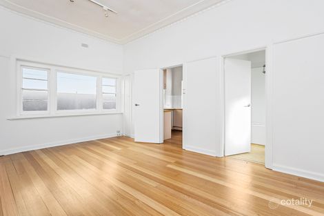 Property photo of 2/357 Beaconsfield Parade St Kilda West VIC 3182