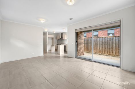 Property photo of 10 Bateleur Crescent Doreen VIC 3754