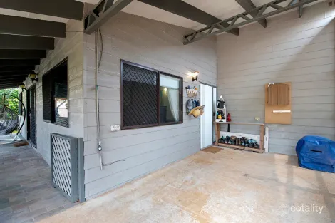 Property photo of 36 North Road Lower Beechmont QLD 4211