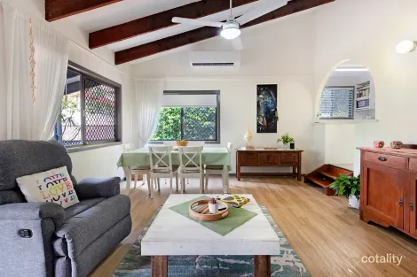 Property photo of 36 North Road Lower Beechmont QLD 4211