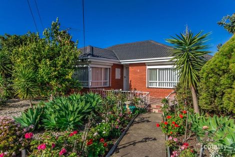 Property photo of 2 Chestnut Drive St Albans VIC 3021