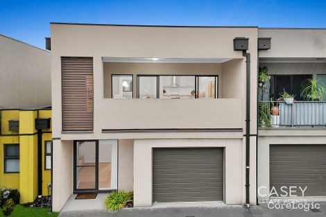 Property photo of 7 Zeta Circuit Cranbourne North VIC 3977