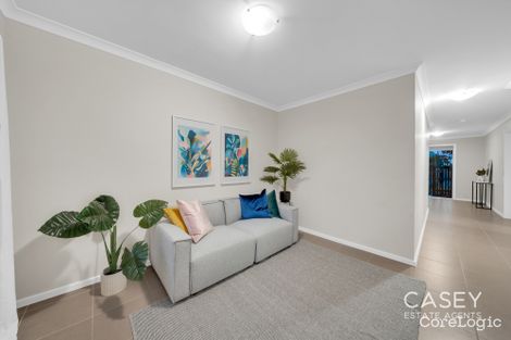 Property photo of 7 Zeta Circuit Cranbourne North VIC 3977