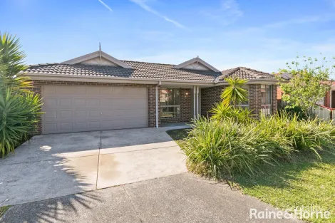 Property photo of 5 Regency Road Roxburgh Park VIC 3064