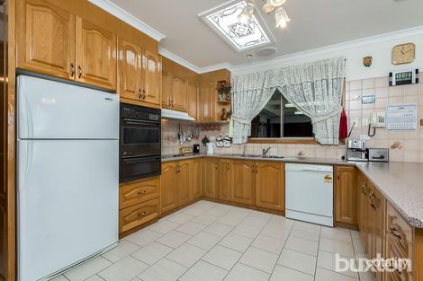 Property photo of 6 Hedgeley Road Bell Park VIC 3215