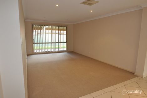 Property photo of 11 Hastings Court Dubbo NSW 2830