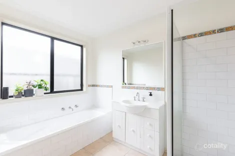 Property photo of 12 Mugavin Drive Dennington VIC 3280