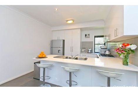 Property photo of 1/2 Syracuse Street Redland Bay QLD 4165