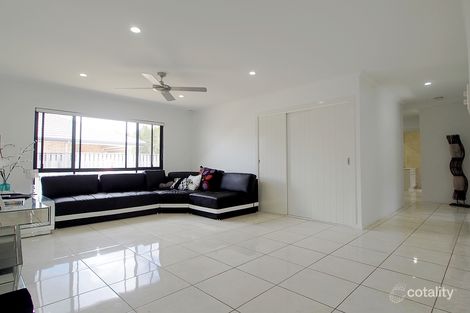 Property photo of 19 Macleay Crescent Pacific Paradise QLD 4564