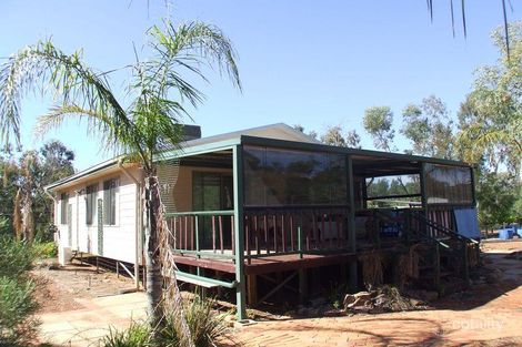 9 Ninth Rd, York, WA 6302