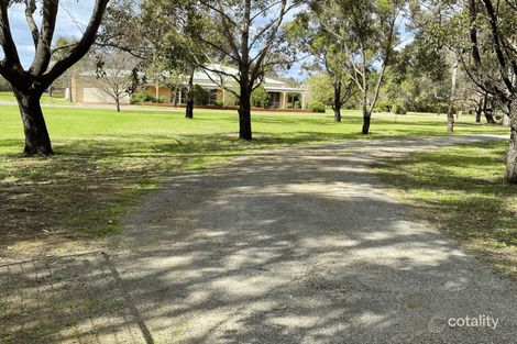 Property photo of 8 Meadows Way Oakford WA 6121