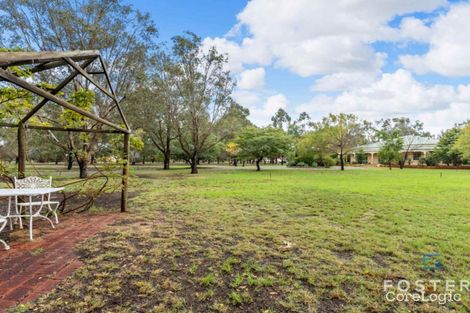 Property photo of 8 Meadows Way Oakford WA 6121