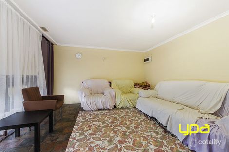 Property photo of 31 Marsden Crescent St Albans VIC 3021