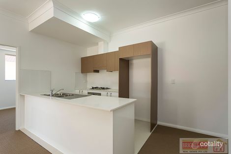 Property photo of 102/11-15 Robilliard Street Mays Hill NSW 2145