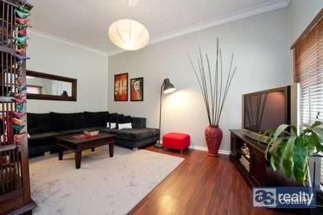 Property photo of 12 Sproxton Way Embleton WA 6062