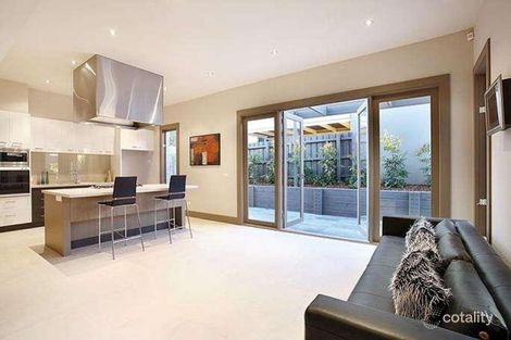 Property photo of 1A Bell Street Glen Iris VIC 3146