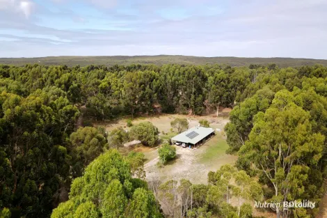 867 Eleven Mile Beach Rd, Pink Lake, WA 6450