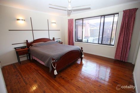 Property photo of 19 Pinaroo Crescent Ashmore QLD 4214