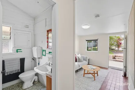 Property photo of 30 Karoola Road Lambton NSW 2299