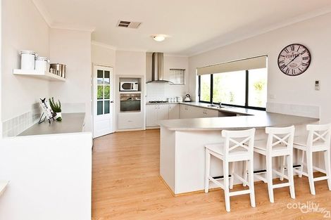 26 Belfast Cres, Ridgewood, WA 6030