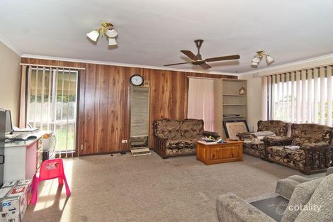 Property photo of 21 Lachlan Drive Endeavour Hills VIC 3802