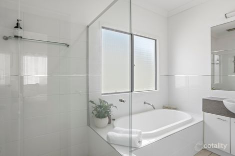 Property photo of 6 Graham Street Southport QLD 4215