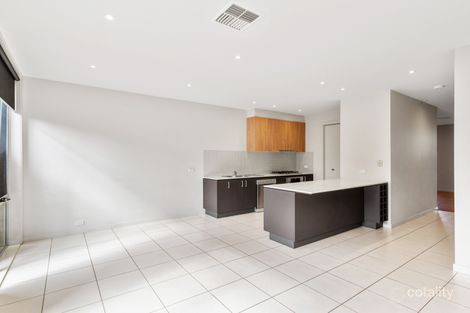 Property photo of 9 Pottage Circuit Macleod VIC 3085