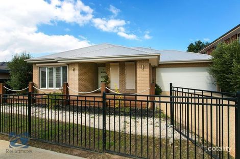 19 Carbine Way, Lyndhurst, VIC 3975