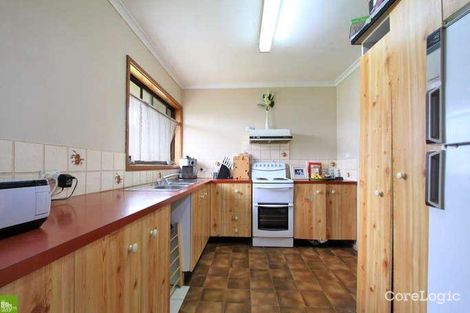 Property photo of 22 Davies Crescent Mount Warrigal NSW 2528