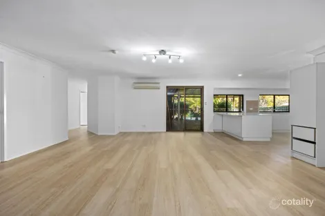 Property photo of 45 Beechwood Drive Yamanto QLD 4305