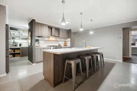Property photo of 13 Diamond Drive Cardigan Village VIC 3352