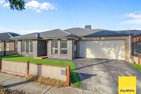 Property photo of 4 Cutleaf Crescent Tarneit VIC 3029