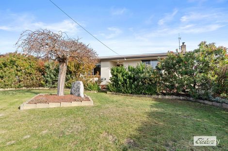 14 Yaxley St, Penguin, TAS 7316