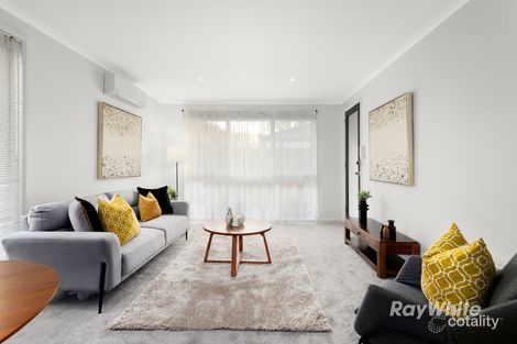 Property photo of 4/10 Rugby Road Hughesdale VIC 3166