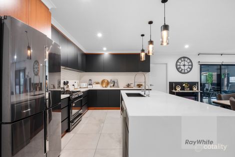 Property photo of 23 Skeeter Drive Mernda VIC 3754