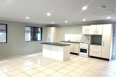 28 Owen St, Raceview, QLD 4305