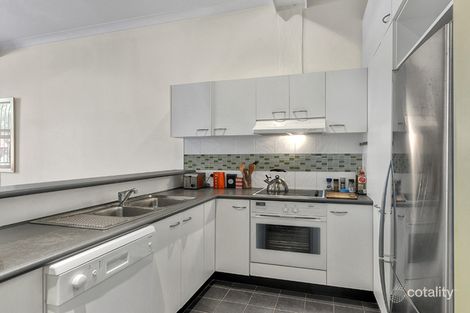 Property photo of 15/241 Arthur Street Teneriffe QLD 4005