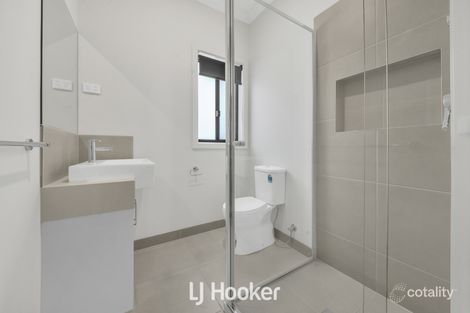 Property photo of 9 Carnelian Circuit Clyde North VIC 3978