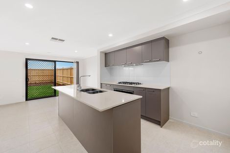 Property photo of 27 Keskadale Way Clyde North VIC 3978