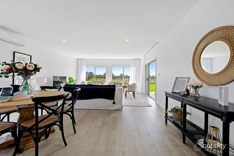 17b Pretoria Pde, Harrington, NSW 2427